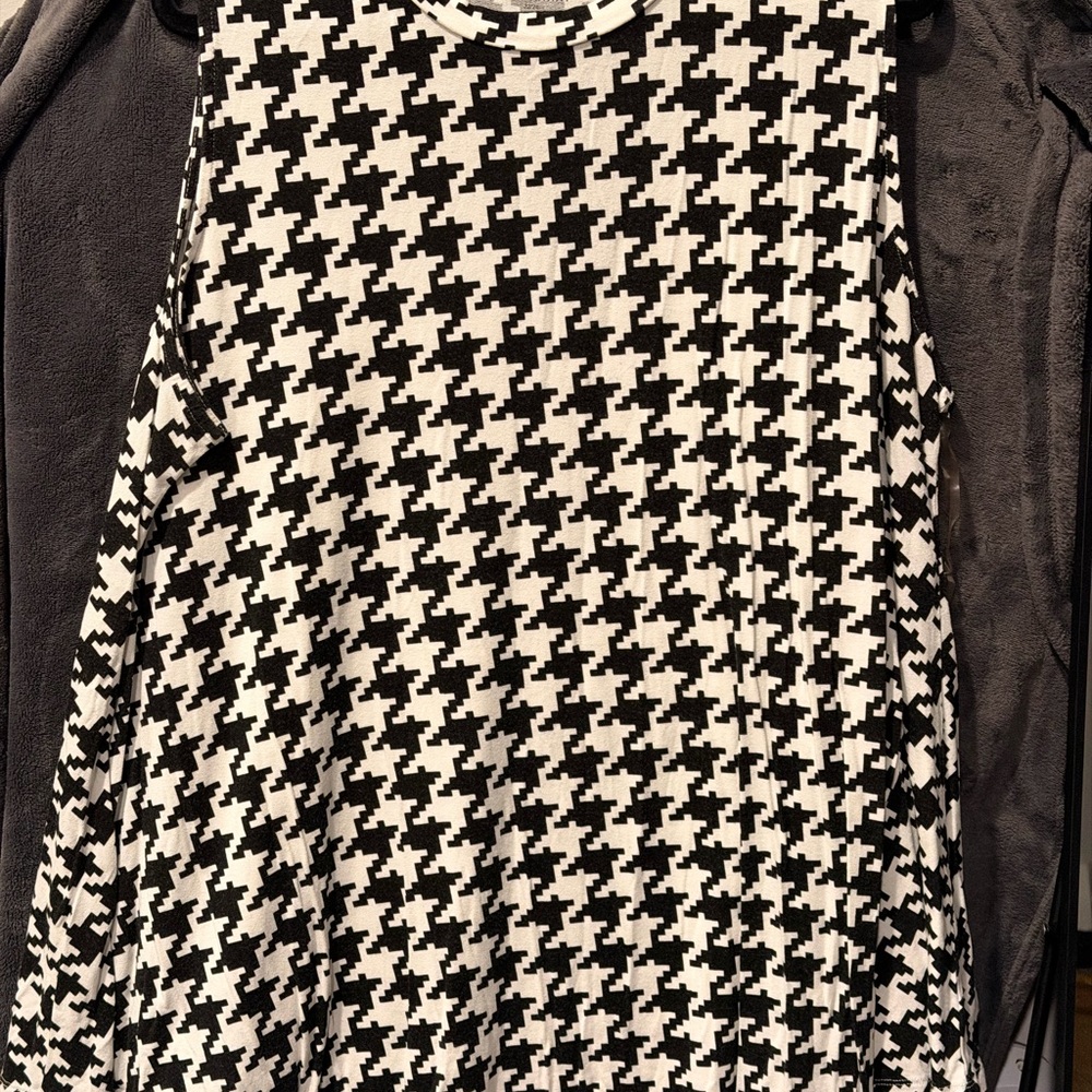 Lane Bryant Monochrome Patterned Top